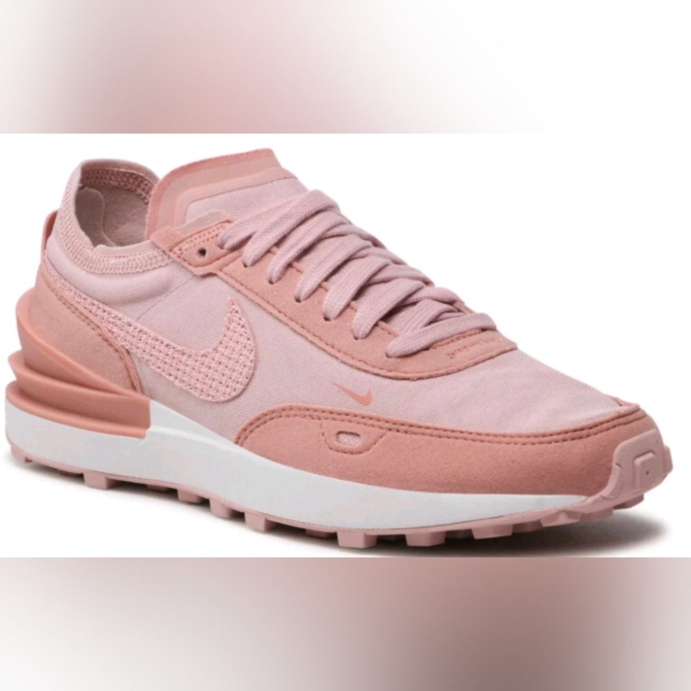 Nike Waffle One ESS Pink Oxford/ Rose Sneakers Size 9 W/Box MSRP $100
